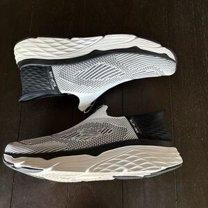 Skechers Men's Hands Free Slip-Ins Max Cushioning Premier 2.0 Sneakers Shoes 11‎